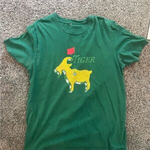 Source Unknown Green Tee with Yellow Graphic
